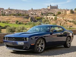Azul Usado 2023 Dodge Challenger SXT Coupe | 28.600 €
