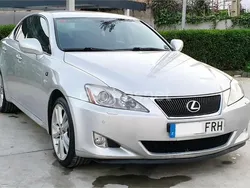 Gris / plata Usado 2007 Lexus IS220d Sport Line Berlina | 4950 € (Precio justo)