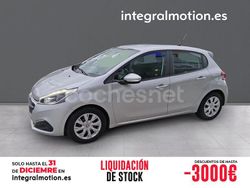 Negro Usado 2017 Peugeot 208 Active Utilitario | 11.500 €