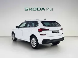 Blanco Usado 2024 Skoda Kamiq Selection SUV | 21.300 € (Precio justo)