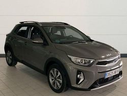 Gris Usado 2023 Kia Stonic SUV | 18.200 € (Un poco caro)