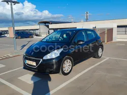Negro Usado 2013 Peugeot 208 Access Utilitario | 5900 € (Buen precio)