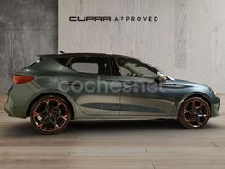Gris / plata Usado 2025 Cupra Leon Berlina | 29.990 € (Precio justo)