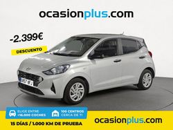 Gris Usado 2022 Hyundai i10 Utilitario | 10.550 € (Precio justo)