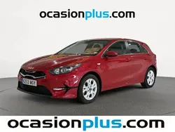 Rojo Usado 2023 Kia Ceed Berlina | 16.810 € (Super precio)
