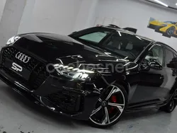 Negro Usado 2021 Audi RS4 S-Line Familiar | 66.900 €