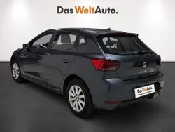 Gris Usado 2024 Seat Ibiza | 17.500 € (Precio justo)