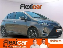 Gris Usado 2018 Toyota Yaris Berlina | 11.890 € (Precio justo)