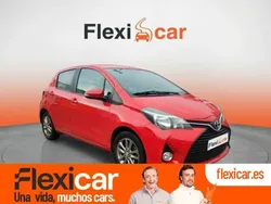 Rojo Usado 2017 Toyota Yaris Active Utilitario | 9990 € (Precio justo)
