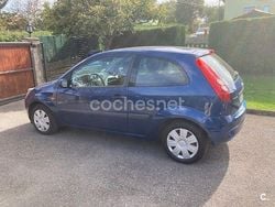 Azul Usado 2007 Ford Fiesta Trend Utilitario | 3000 € (Precio justo)