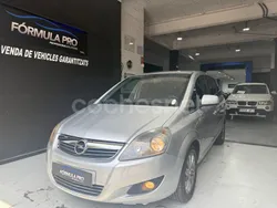 Gris / plata Usado 2010 Opel Zafira Monovolumen | 6990 € (Un poco caro)