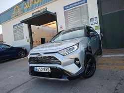 Gris / plata Usado 2019 Toyota RAV4 Hybrid Luxury SUV | 29.950 € (Un poco caro)
