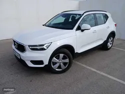 Blanco Usado 2021 Volvo XC40 Momentum SUV | 25.500 € (Precio justo)