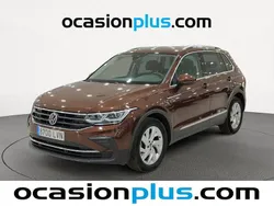 Marrón Usado 2021 VW Tiguan Life SUV | 23.628 € (Precio justo)