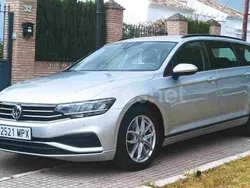 Gris / plata Usado 2020 VW Passat Familiar | 16.500 € (Buen precio)