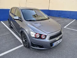 Gris Usado 2013 Chevrolet Aveo LT Utilitario | 5999 € (Precio justo)
