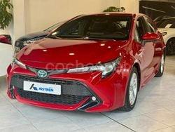 Rojo Usado 2019 Toyota Corolla Business Edition Berlina | 18.850 € (Precio justo)