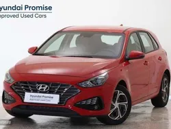 Engine red Usado 2024 Hyundai i30 Berlina | 19.900 € (Precio justo)