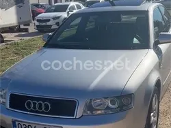 Gris / plata Usado 2003 Audi A4 Sport Berlina | 3800 € (Precio justo)
