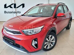 Rojo Usado 2024 Kia Stonic SUV | 19.751 € (Precio justo)