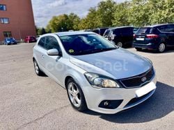Gris / plata Usado 2012 Kia Ceed GT Berlina | 6499 € (Super precio)