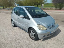 Gris claro Usado 2003 Mercedes A170 Avantgarde Monovolumen | 3500 € (Un poco caro)