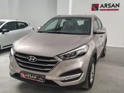 Beige Usado 2017 Hyundai Tucson SUV | 17.800 € (Precio justo)