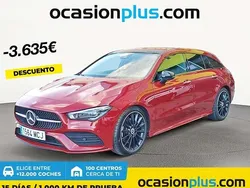 Rojo Usado 2022 Mercedes CLA200 Shooting Brake Familiar | 36.355 € (Un poco caro)