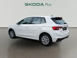 Blanco Usado 2023 Skoda Fabia Ambition | 15.390 € (Precio justo)