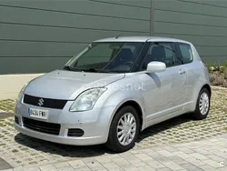Gris / plata Usado 2007 Suzuki Swift GLX Berlina | 2990 € (Buen precio)