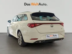 Blanco Usado 2024 Seat Leon ST FR Familiar | 29.590 € (Caro)