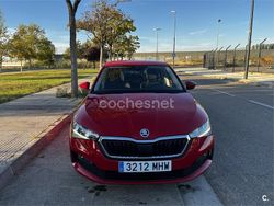 Rojo Usado 2023 Skoda Scala Ambition Utilitario | 19.500 € (Precio justo)