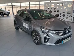 Gris / plata Usado 2024 Mitsubishi Colt Berlina | 16.900 € (Buen precio)