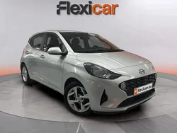 Gris Usado 2021 Hyundai i10 Utilitario | 9990 € (Precio justo)