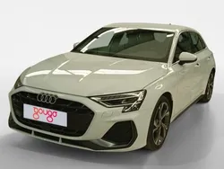 Blanco Usado 2024 Audi A3 Sportback S-Line Berlina | 36.900 €
