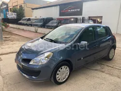 Gris / plata Usado 2007 Renault Clio II Business Berlina | 6389 € (Caro)
