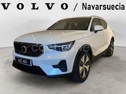 Blanco Nuevo 2025 Volvo XC40 Core SUV | 37.900 € (Precio justo)