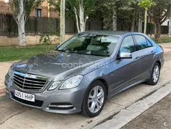 Gris / plata Usado 2011 Mercedes E220 Avantgarde Berlina | 19.700 €