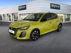 Dorado Usado 2024 Peugeot 208 Allure Utilitario | 16.990 € (Un poco caro)