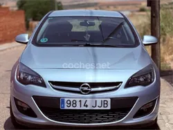 Azul Usado 2015 Opel Astra Selective Berlina | 6699 € (Buen precio)