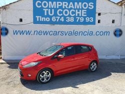 Rojo Usado 2014 Ford Fiesta Trend Utilitario | 6800 € (Precio justo)
