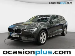 Gris Usado 2021 Volvo V60 CC Pro Familiar | 32.719 €