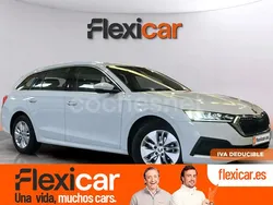 Blanco Usado 2023 Skoda Octavia Style Familiar | 23.990 € (Precio justo)