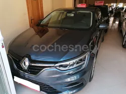 Gris / plata Usado 2022 Renault Mégane IV Techno Berlina | 15.500 € (Precio justo)