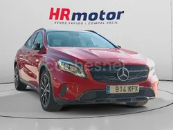 Rojo Usado 2017 Mercedes GLA200 SUV | 21.990 € (Precio justo)