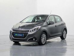 Gris Usado 2018 Peugeot 208 Signature Sky Utilitario | 8690 € (Precio justo)