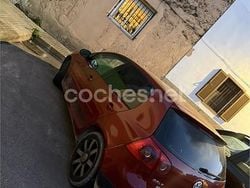 Rojo Usado 2005 VW Golf IV Sportline Berlina | 3500 € (Buen precio)