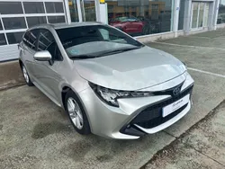 Gris / plata Usado 2020 Toyota Corolla Active Familiar | 23.800 € (Un poco caro)