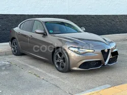 Marrón Usado 2017 Alfa Romeo Giulia Veloce Berlina | 23.900 € (Precio justo)