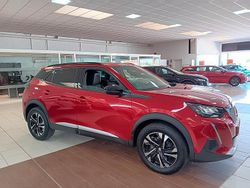 Rojo Usado 2023 Peugeot 2008 Allure SUV | 23.300 € (Un poco caro)